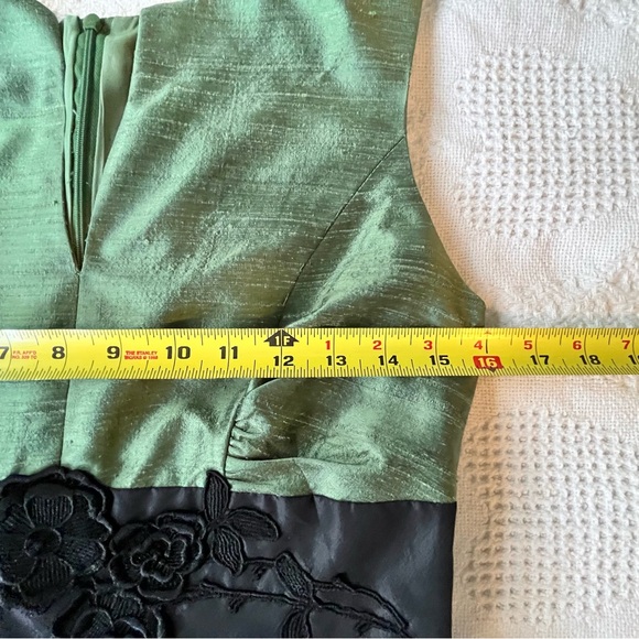 Classy & Cute Green Cocktail Dress with Black Waistband - Picture 5 of 7